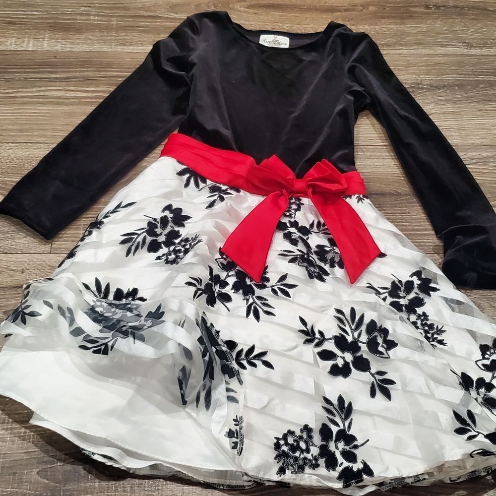 Girl Dress Size 10 Black and White Floral Dress with Red Bow